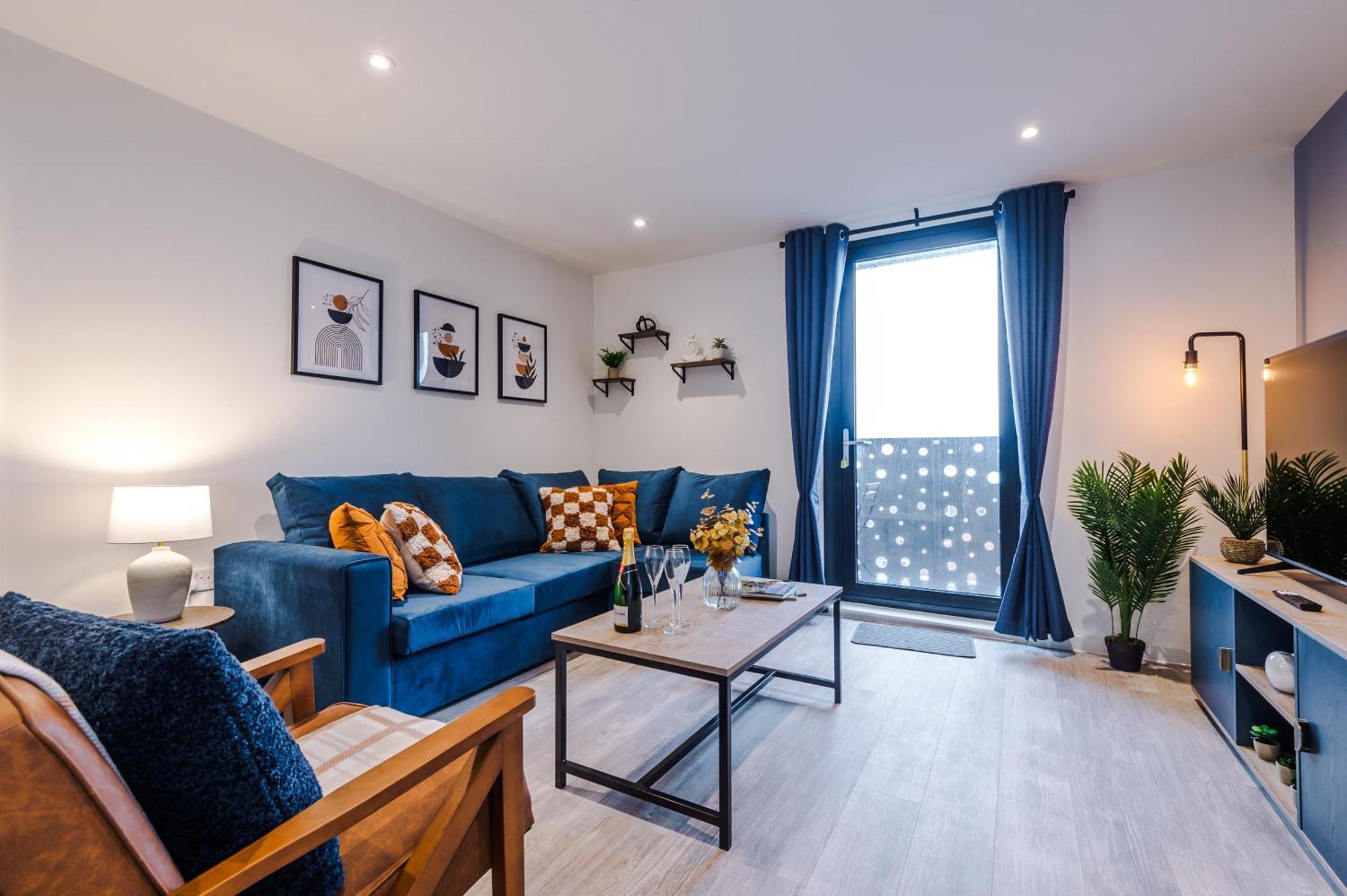 New! Pristine 2-bed Flat On By 53 Degrees Property, Amazing Location, Sleeps 6! Apartment Liverpool